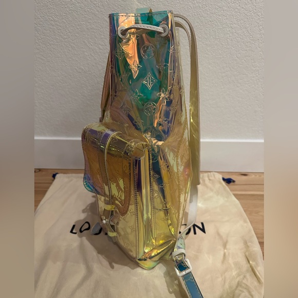 LOUIS VUITTON GM Prism Backback - Picture 10 of 14